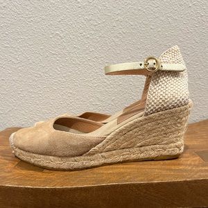 Kanna Wedges
